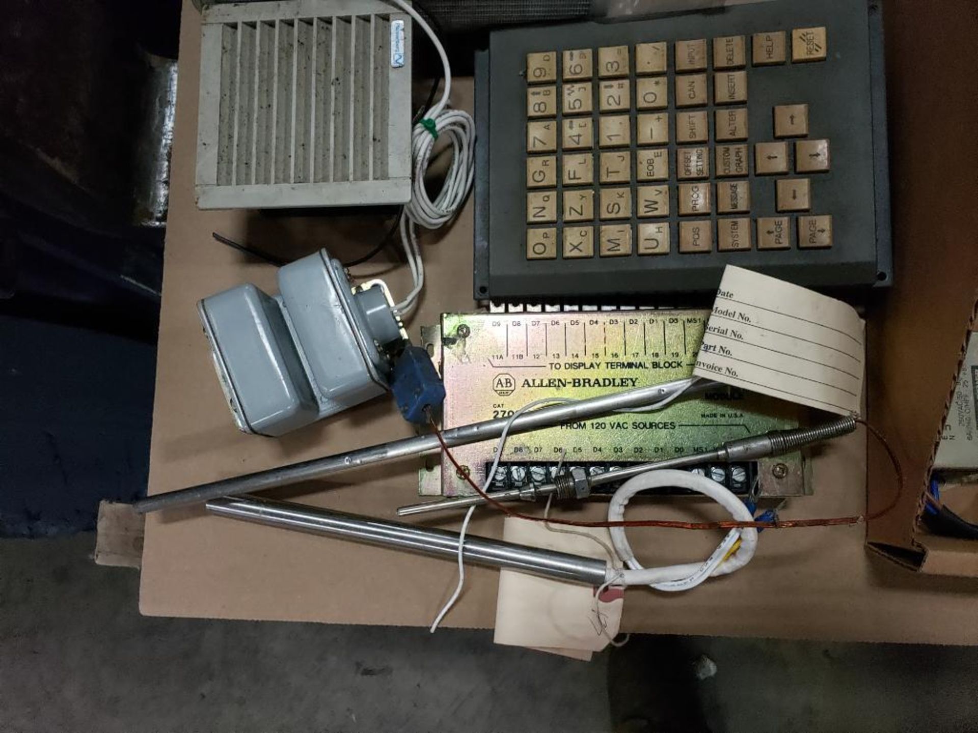 Pallet of assorted electrical. - Image 6 of 17