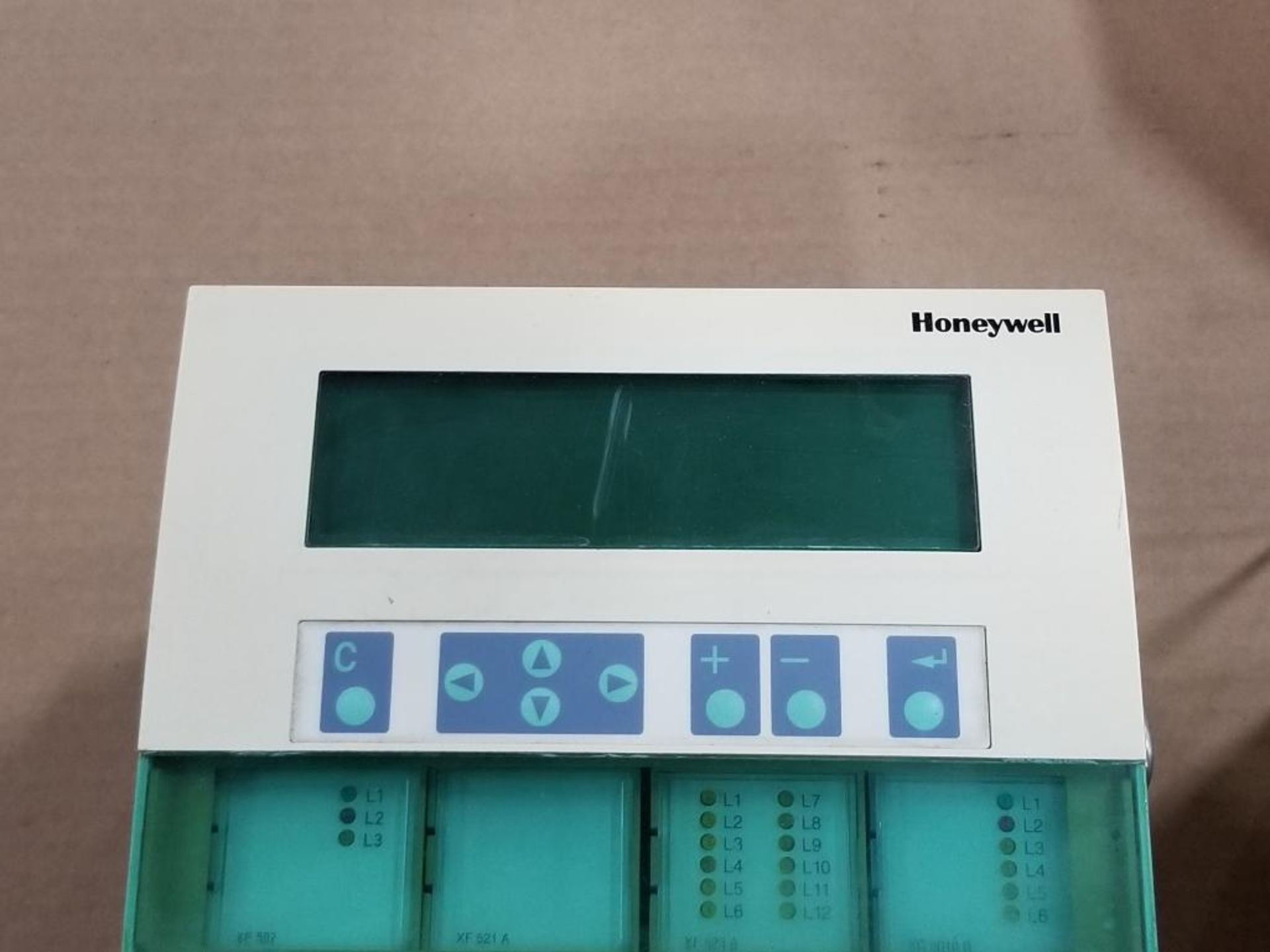 Qty 2 - Honeywell XI581-AH XL500 Terminal Display Operator Interface Panel. - Image 3 of 9