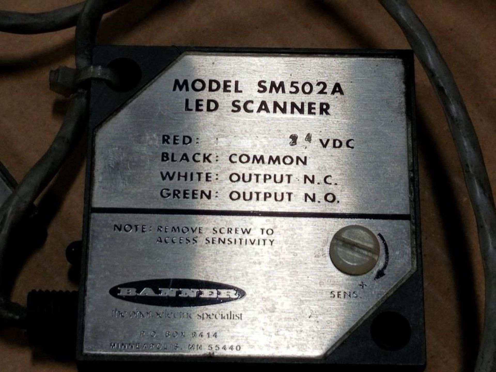 Qty 4 - Banner SM502A LED Scanner. - Image 3 of 6