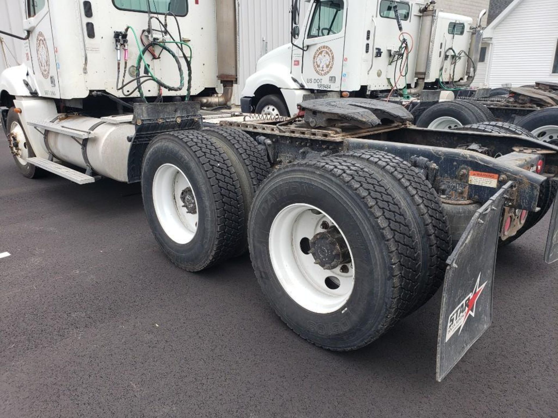 2006 Freightliner Columbia 120 semi truck. VIN 1FUJA6CK16LW72151. - Image 7 of 32