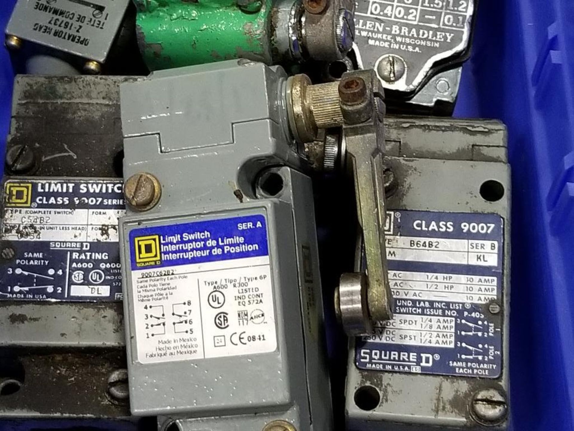 Qty 11 - Assorted limit switch. Allen Bradley, Square-D. - Image 3 of 6