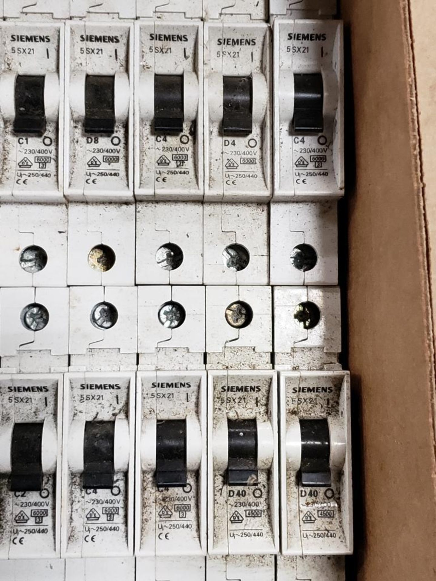 Qty 51 - Assorted fuse breaker. Siemens. - Image 4 of 9