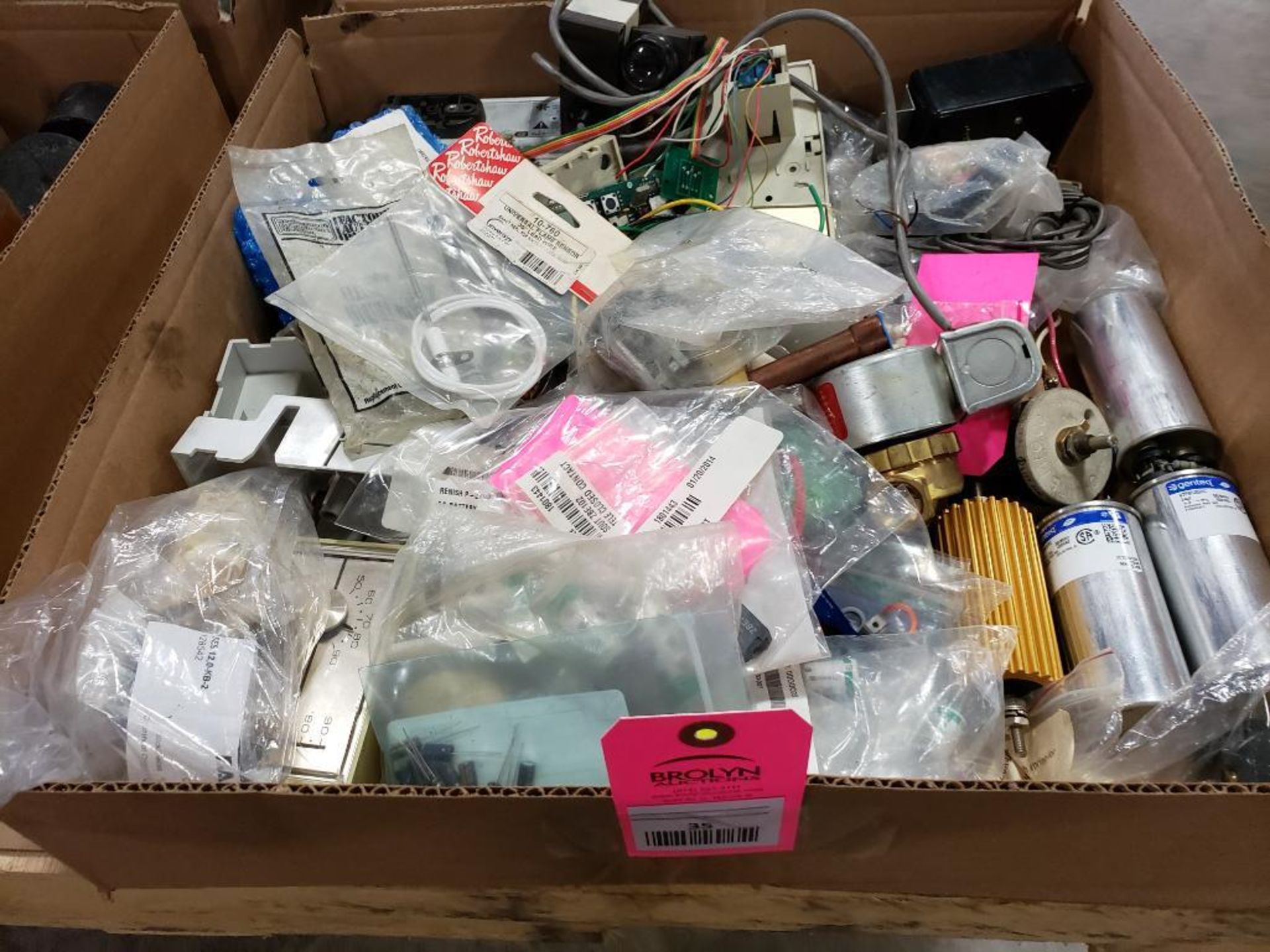 Assorted electrical, replacement parts. Capacitors, sensor, switches. Robert Shaw, Vicon.