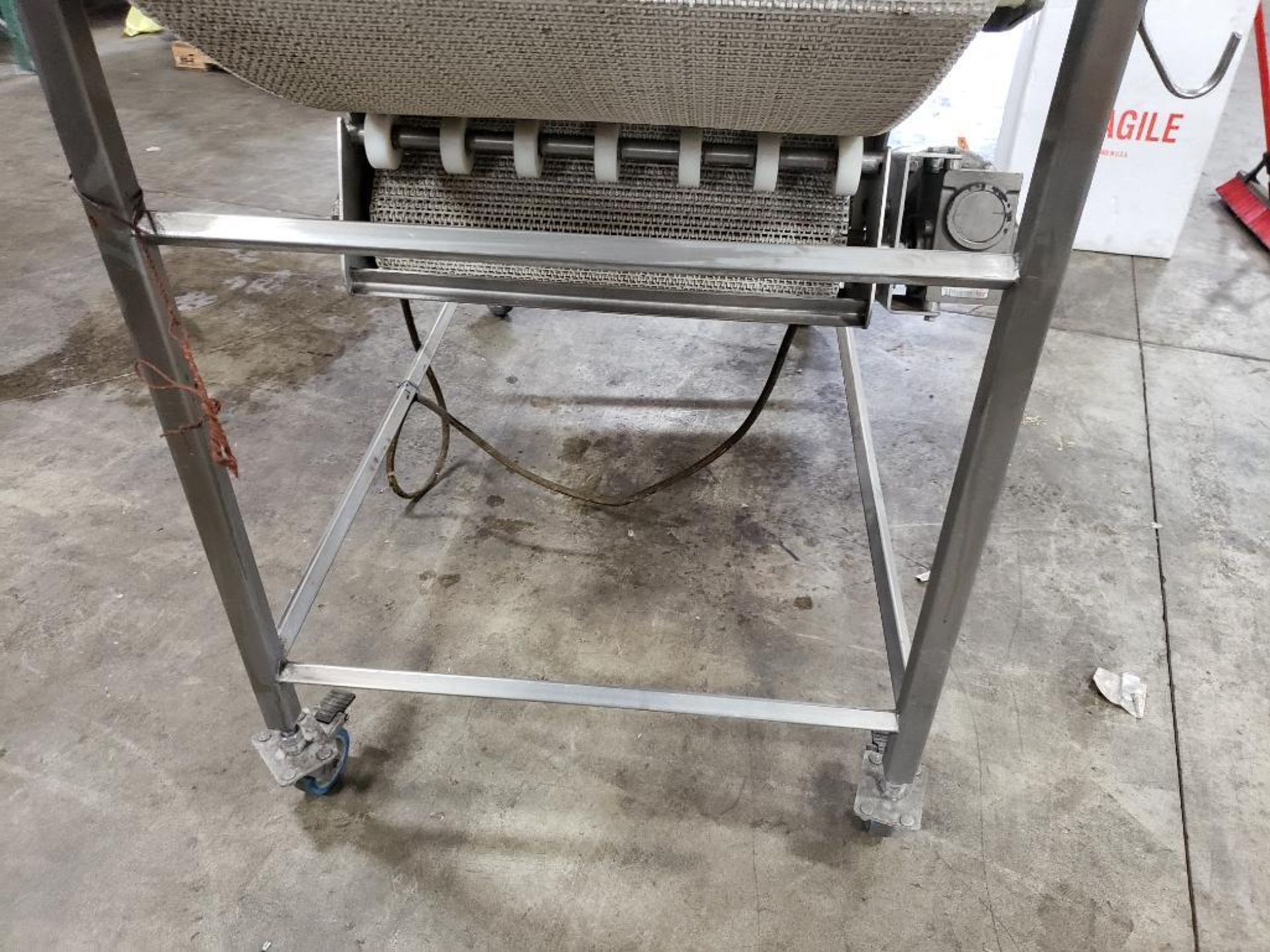 Food grade wash down incline power conveyor. 76" long x 26" wide. - Image 6 of 10