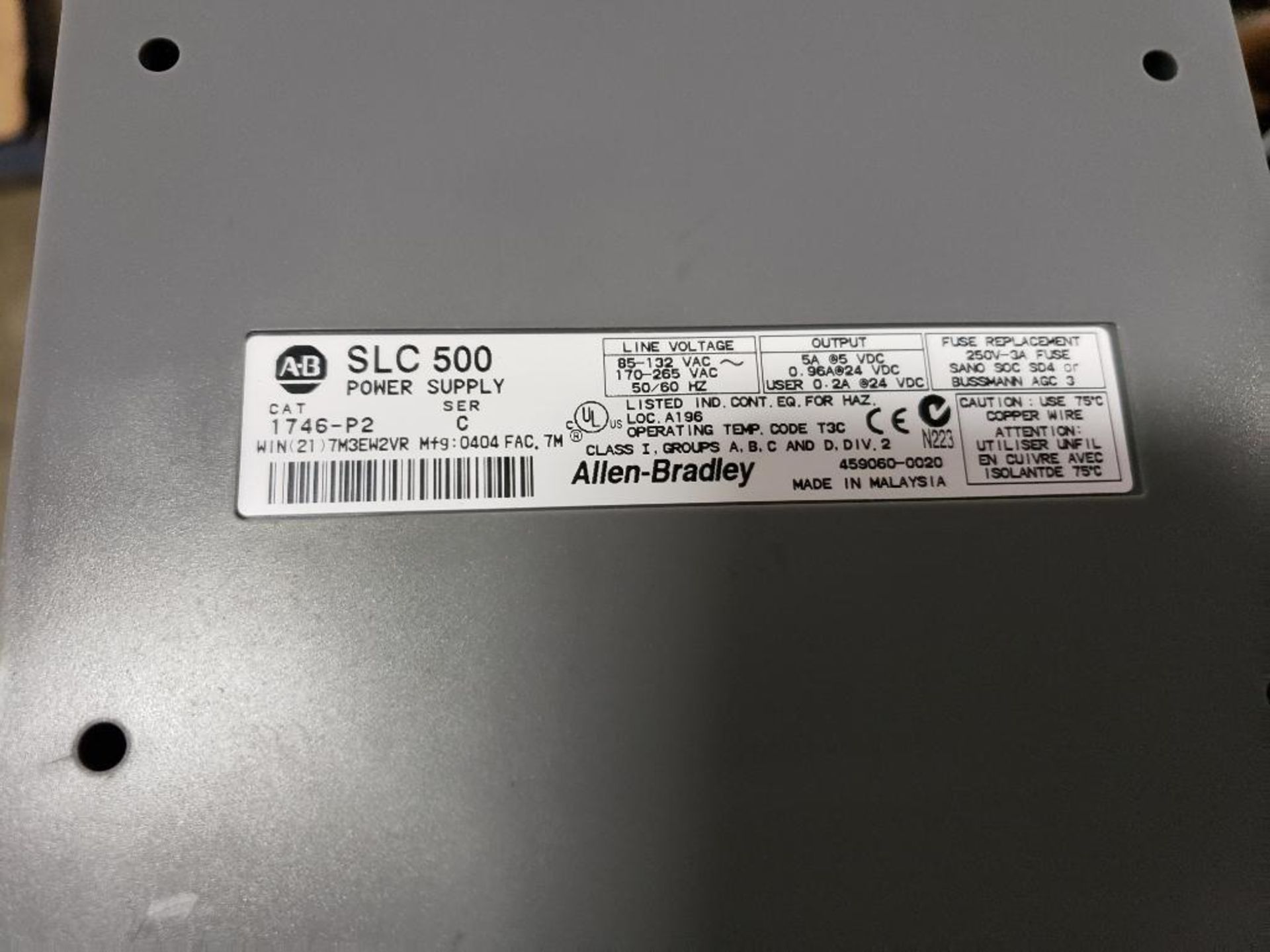 Allen Bradley keyed SLC rack. SLC 5/04 CPU, 10-Slot. - Image 3 of 4