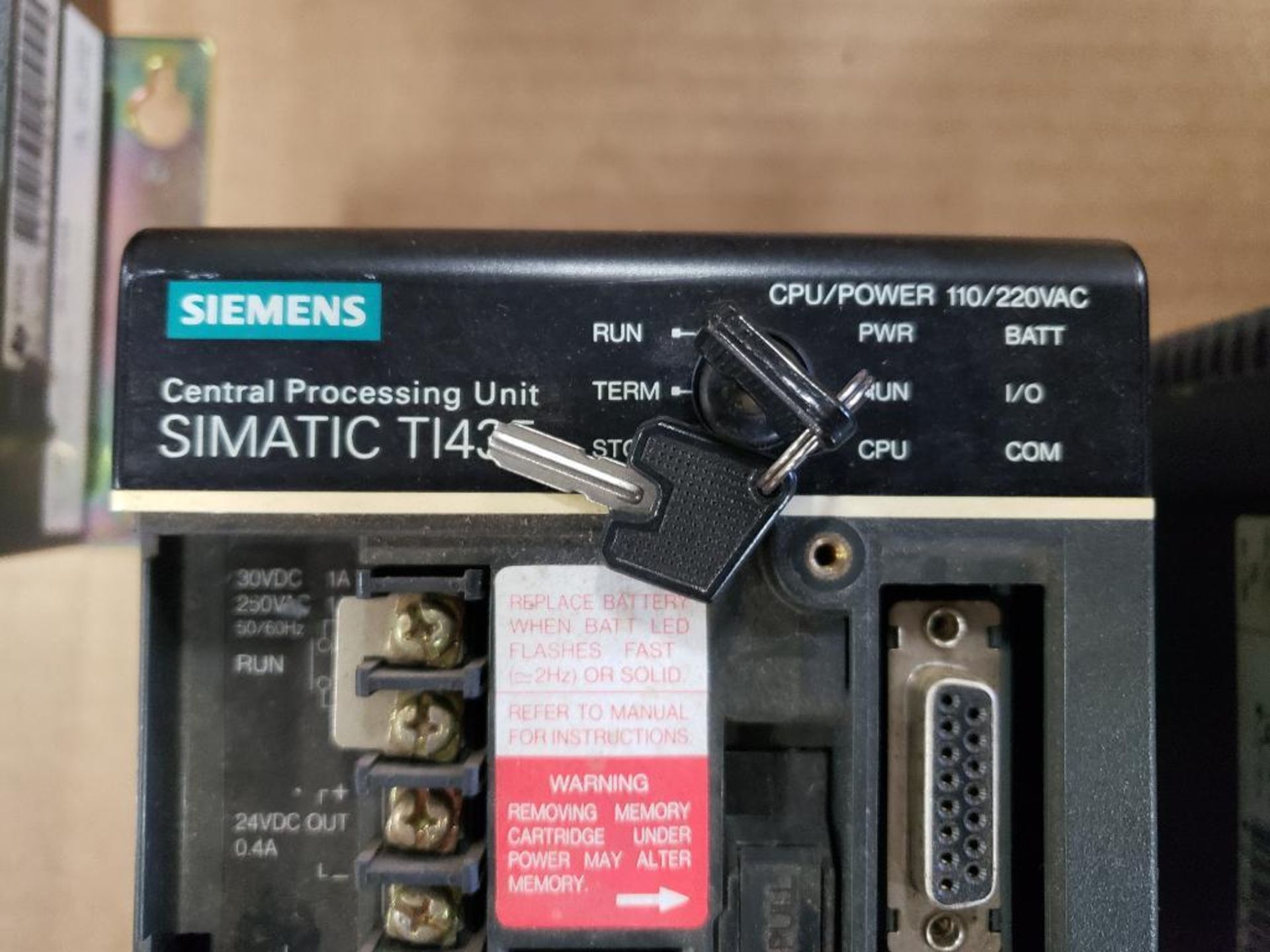 Siemens Simatic TI435 CPU and 4-Slot control rack. Keyed. - Image 2 of 3