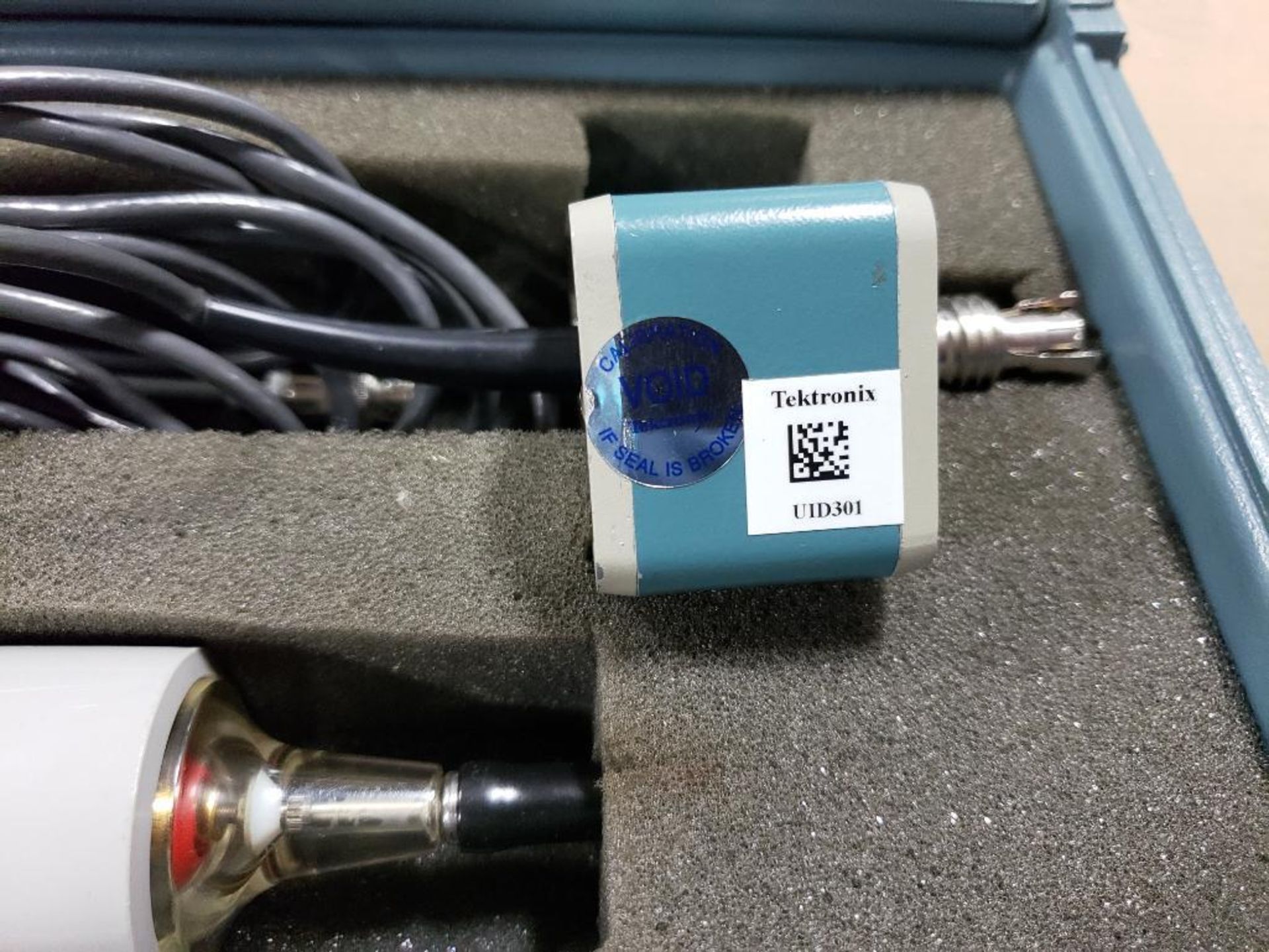 Tektronix P6015A Oscilloscope Probe kit. - Image 6 of 6