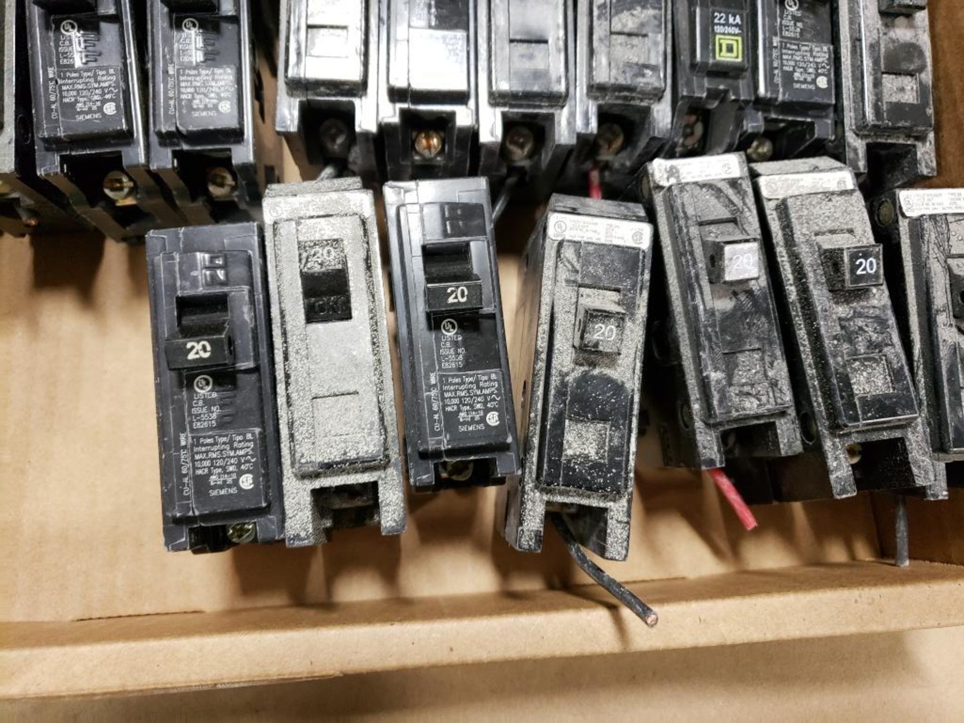 Large Qty of assorted electrical breakers. Square-D, Siemens. - Image 7 of 10