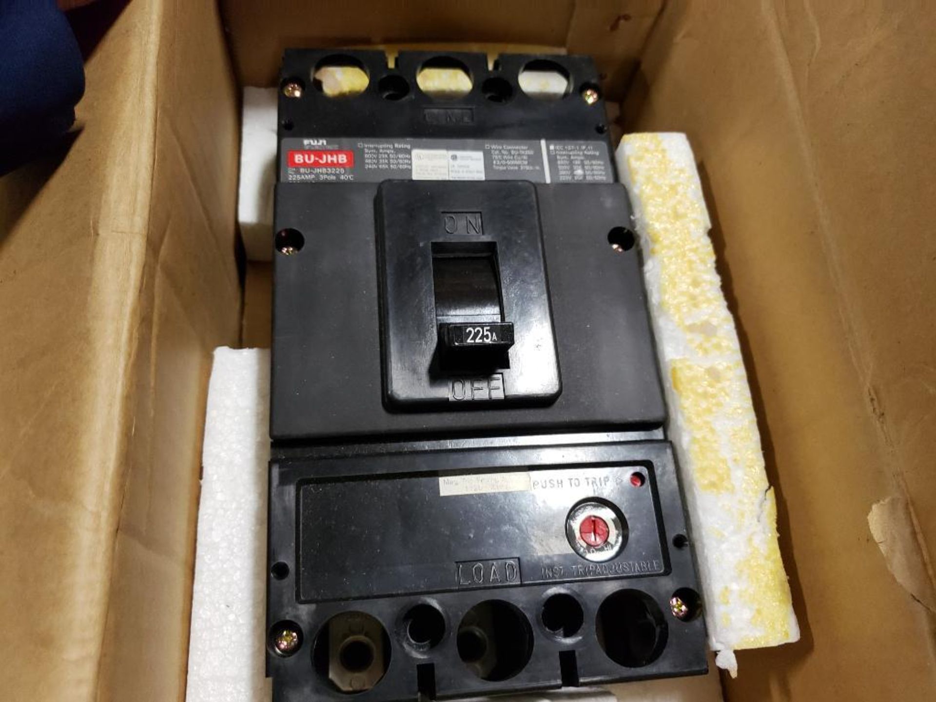 Fuji BU-JHB 3225L circuit breaker. New in box. - Image 3 of 6