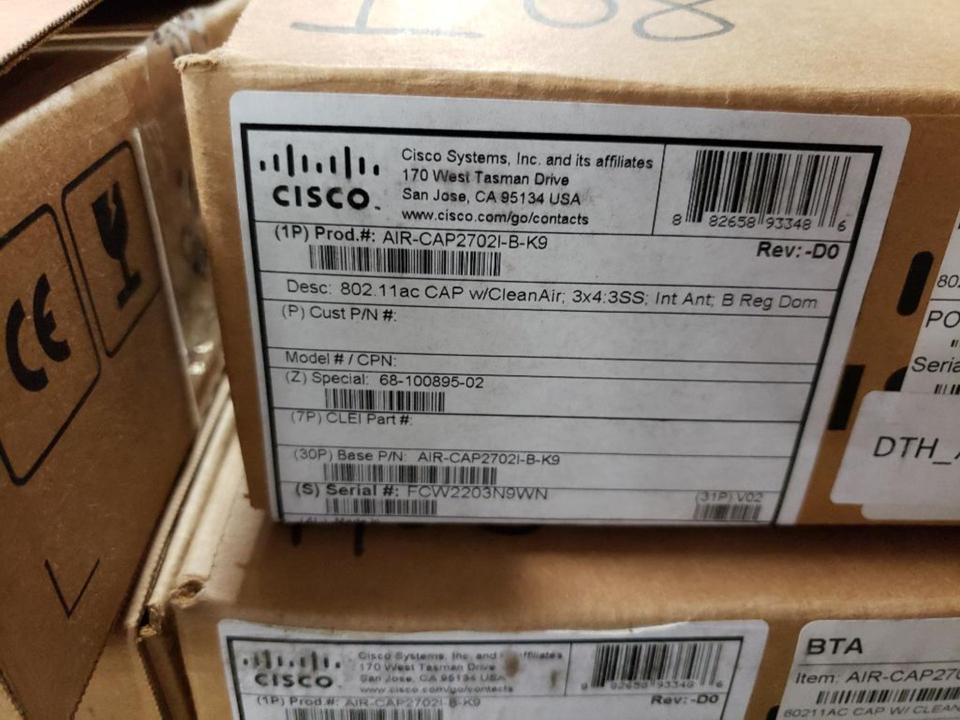 Qty 5 - Cisco AIR-CAP2702I-B-K9 access point. New in box. - Image 4 of 5