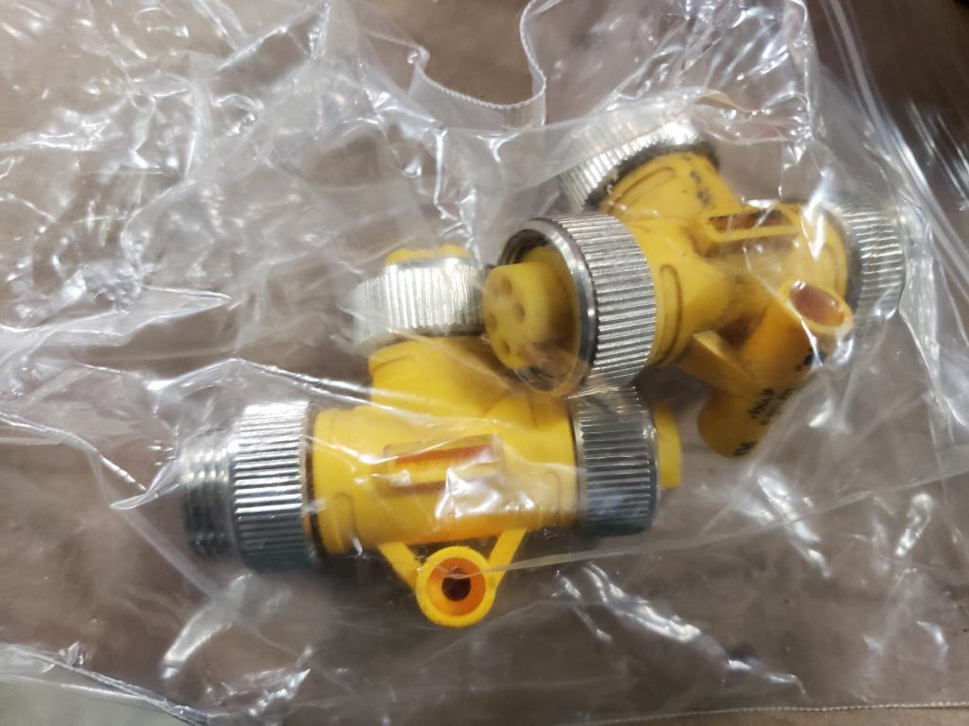 Assorted electrical Turck mini fast connectors. New in package. - Image 3 of 6