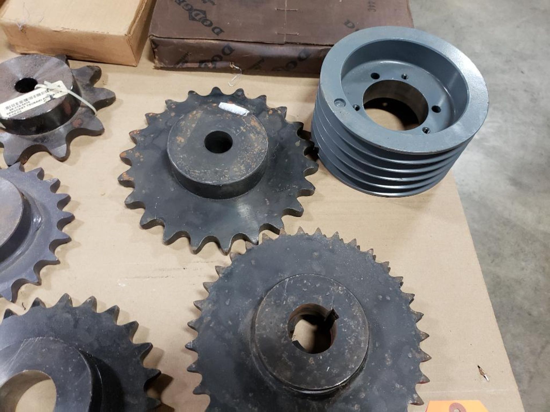 Pallet of assorted gears, sheave, pulley, coupling. Martin, Tsubaki, Atra-Flex. - Image 2 of 13