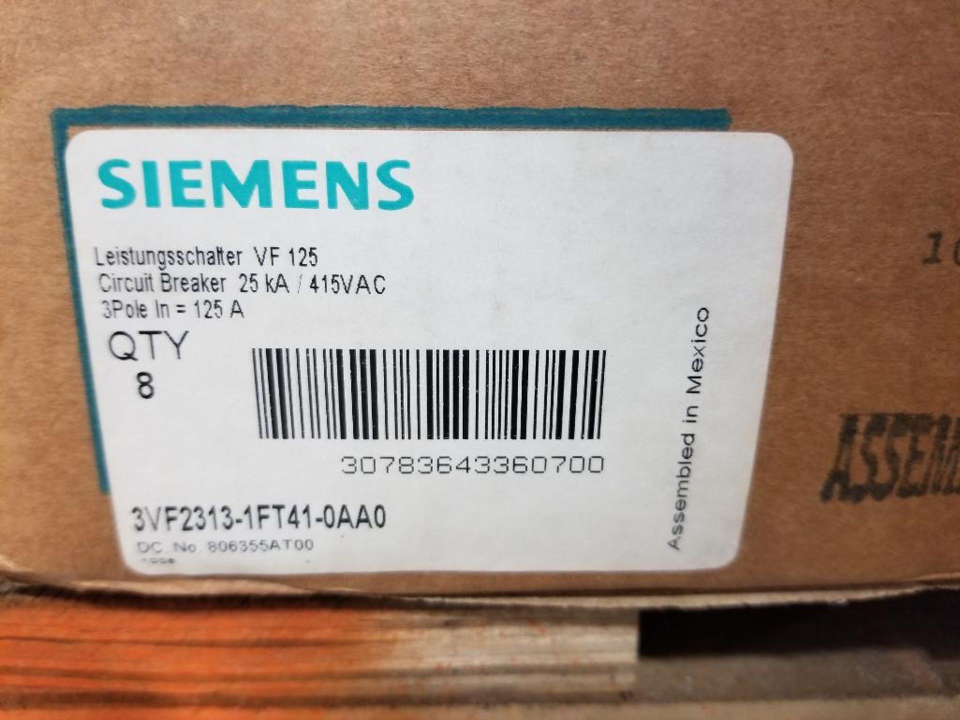 Qty 6 - Siemens 3VF2313-1FT41-0AA0 Circuit breaker. New in box. - Image 2 of 6