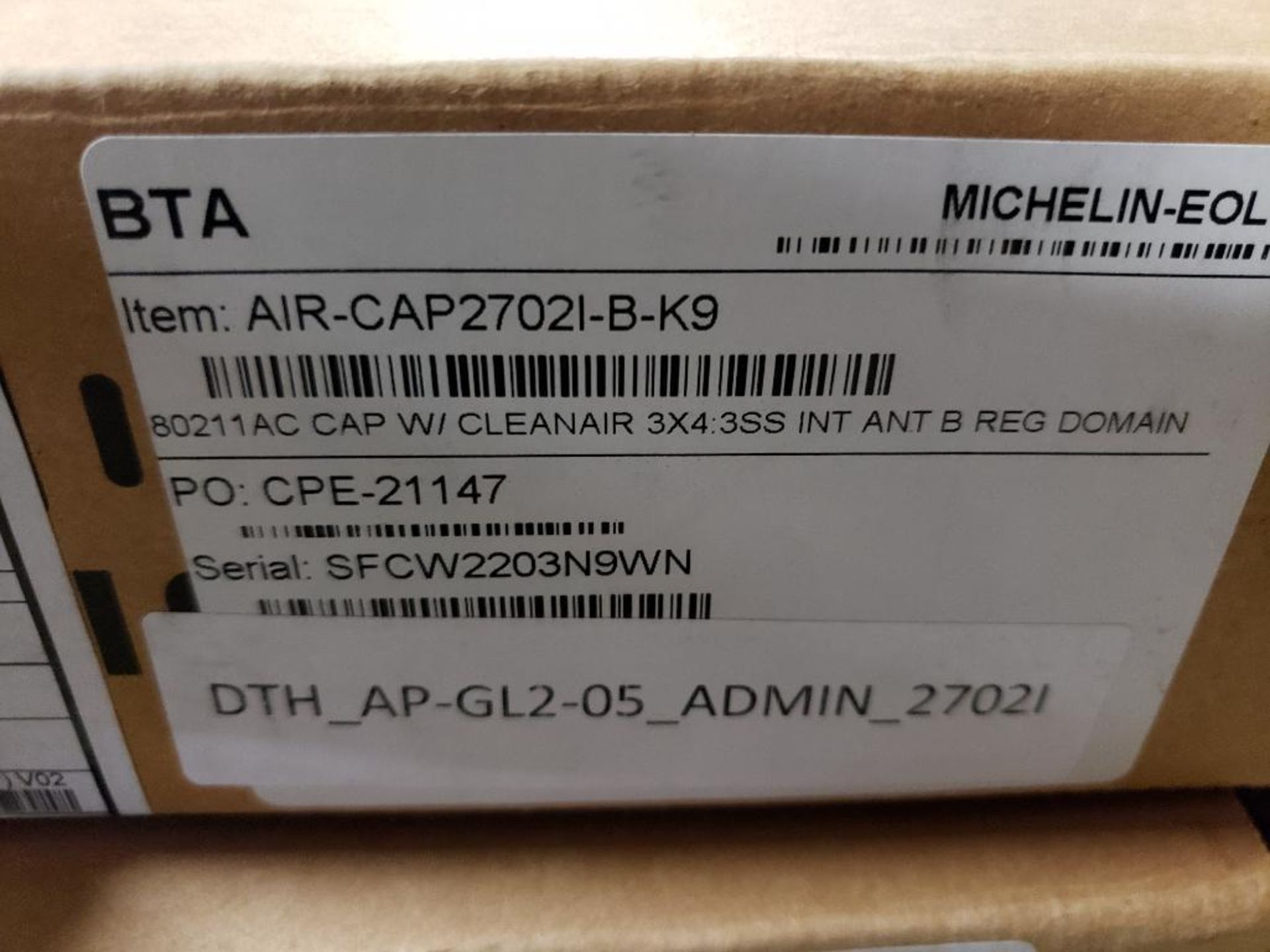 Qty 5 - Cisco AIR-CAP2702I-B-K9 access point. New in box. - Image 2 of 5