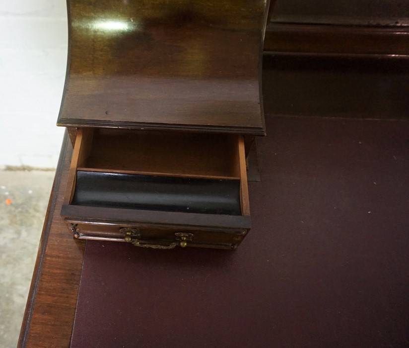 Ladies Mahogany Desk, Having a Mirrored Section, Flanked with a Stationery Compartment, Above Fitted - Image 3 of 8