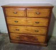 Mahogany Chest of Drawers, circa late 19th / early 20th century, Having two small Drawers above