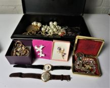 Collection of Costume Jewellery