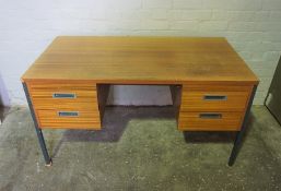 Office Desk, 72cm high, 137cm wide, 75cm deep