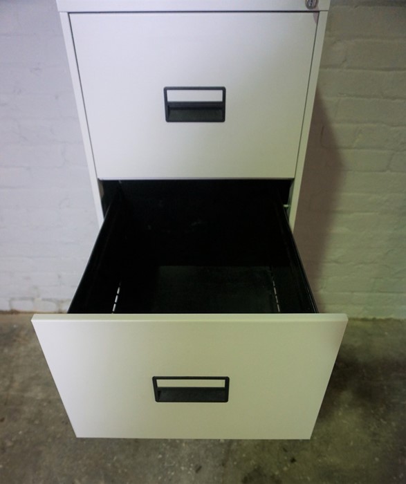 Metal Filing Cabinet, 132cm high, 47cm wide, 62cm deep - Image 3 of 3