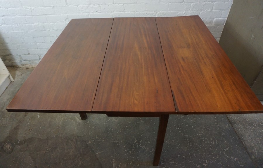 Mahogany Drop Leaf Table, 75cm high, 110cm wide - Image 3 of 3