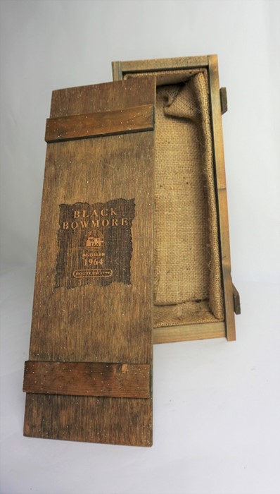 The Black Bowmore 1964 Whisky Wooden Outer Box, 32cm high, 11cm wide - Image 2 of 3