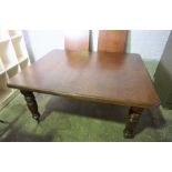 Oak Extending Dining Table, circa late 19th / early 20th century, Having two additional Leaves,