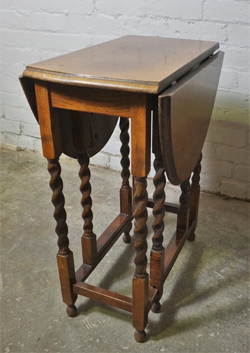 Oak Drop Leaf Table, 72cm high, 61cm wide, 76cm long