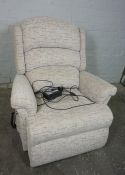 Electric Reclining Armchair, 91cm highCondition reportnot tested (sold as seen)