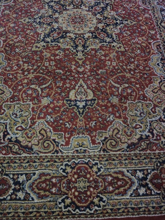 Three similar Persian style Machine Made Rugs, Largest 194cm x 134cm, (3) - Image 2 of 10