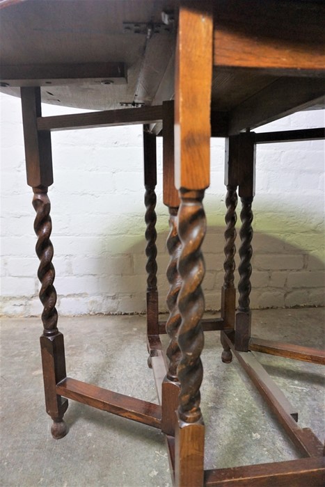 Oak Drop Leaf Table, 72cm high, 61cm wide, 76cm long - Image 9 of 10