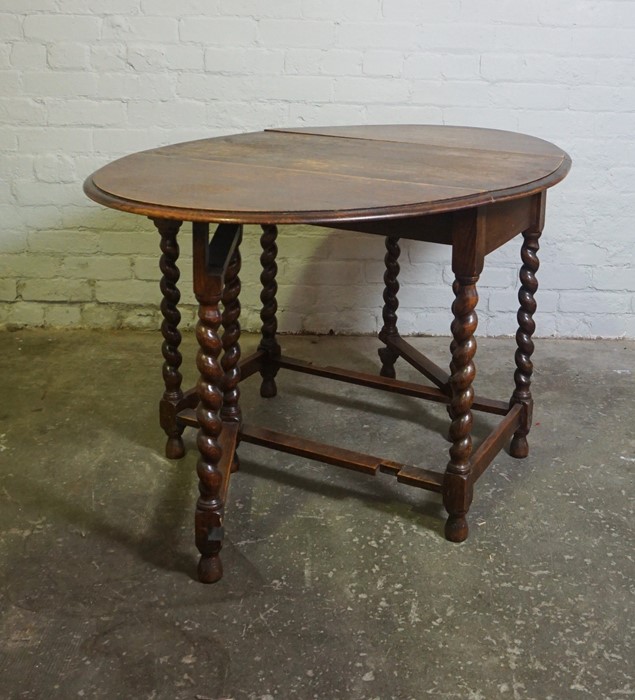 Oak Gateleg Table, 71cm high, 93cm wide, 136cm long