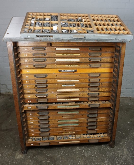 Vintage Oak Printing Chest, Having a later top, With ten drawers enclosing accessories, 127cm