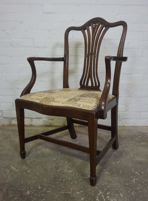 Set of Eight Chippendale style Mahogany Dining Chairs, Comprising of two carver chairs with six side - Image 3 of 9