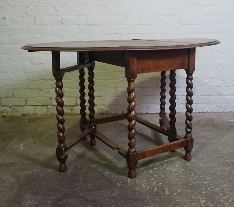 Oak Gateleg Table, 71cm high, 93cm wide, 136cm long - Image 3 of 8
