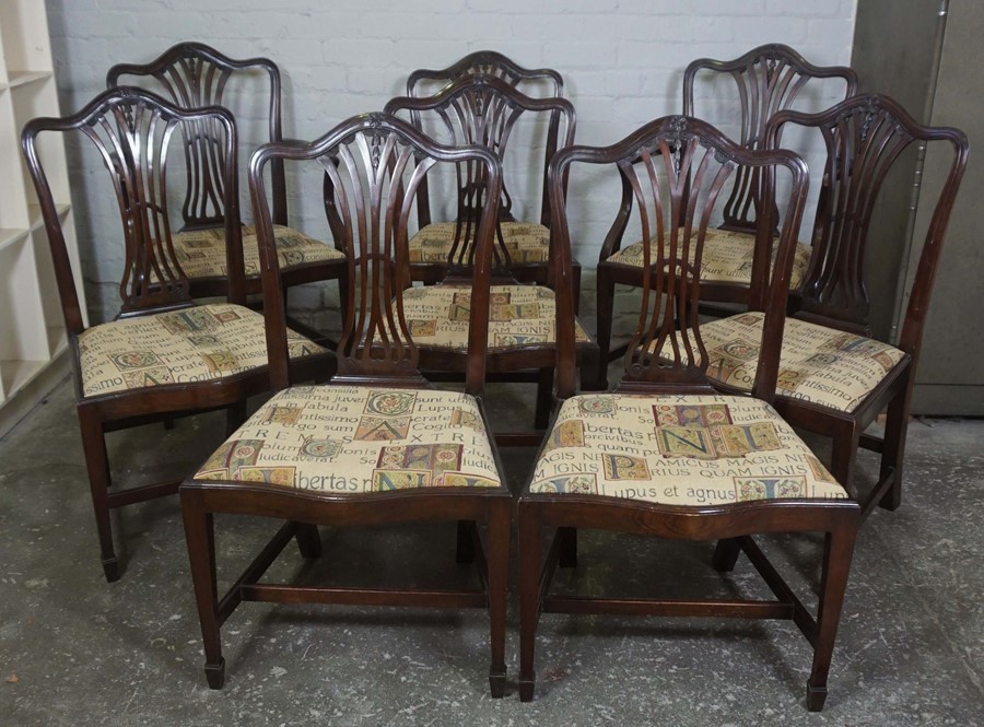 Set of Eight Chippendale style Mahogany Dining Chairs, Comprising of two carver chairs with six side