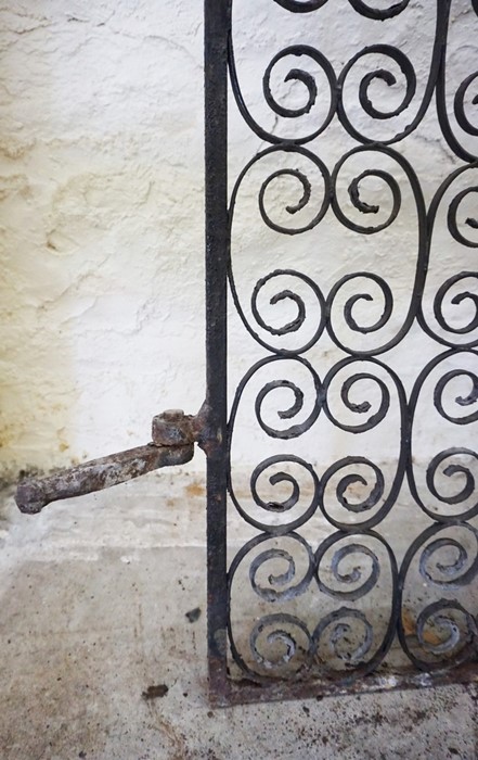 Architectural & Salvage Interest, Antique Wrought Iron Scrolled Gate, 182cm high, 134cm wide - Image 5 of 6