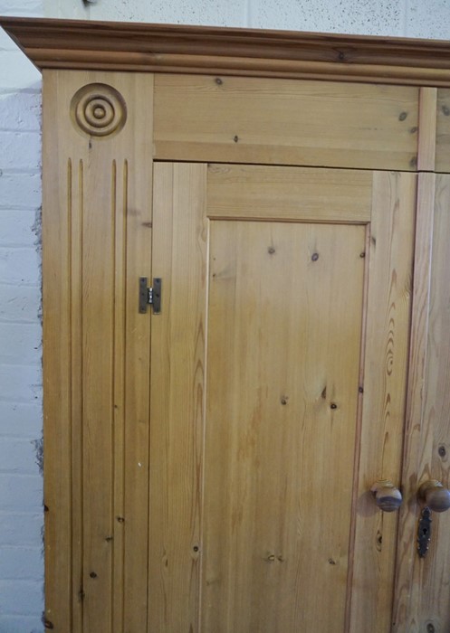 Modern Pine Wardrobe, Having two Doors above two Drawers, 200cm high, 147cm wide, 56cm deep - Image 3 of 5