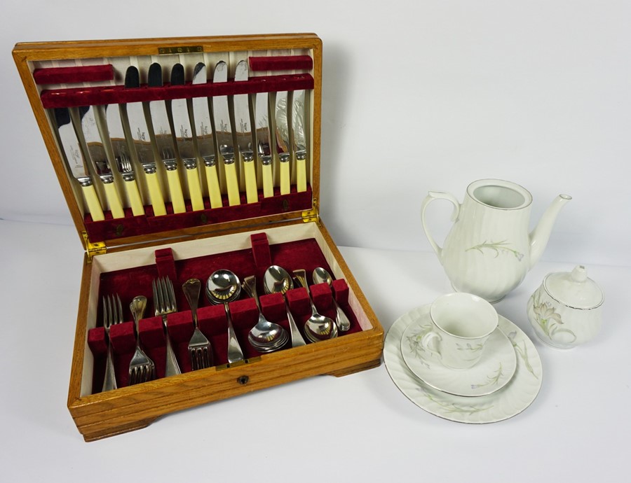 Quantity of Blue Diamond Dinner Wares, With an Oak Case of Cutlery (a lot)