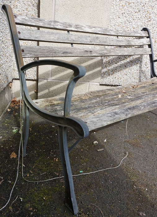 Garden Bench, 75cm high, 127cm wide - Image 3 of 5