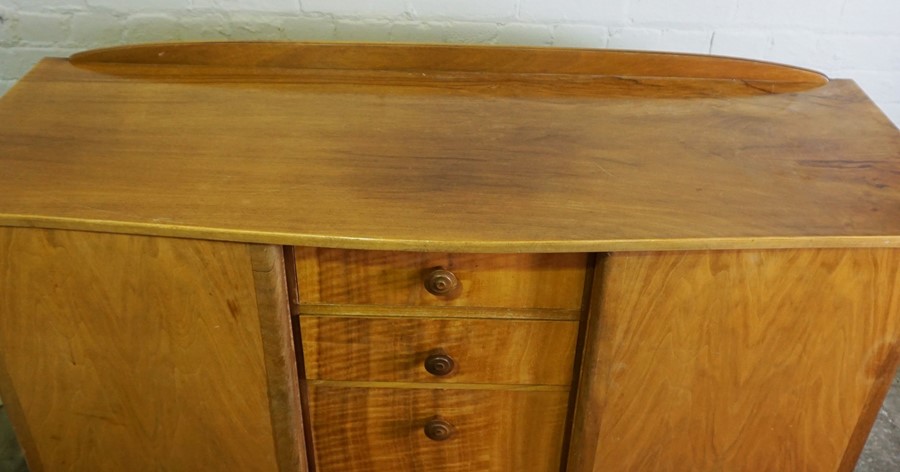 Vintage Walnut Sideboard, 98cm high, 148cm wide, 50cm deep - Image 4 of 5