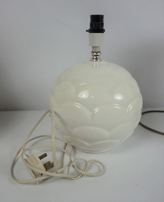 Three Assorted Table Lamps, (3)Condition reportNot tested (sold as seen) - Image 3 of 4