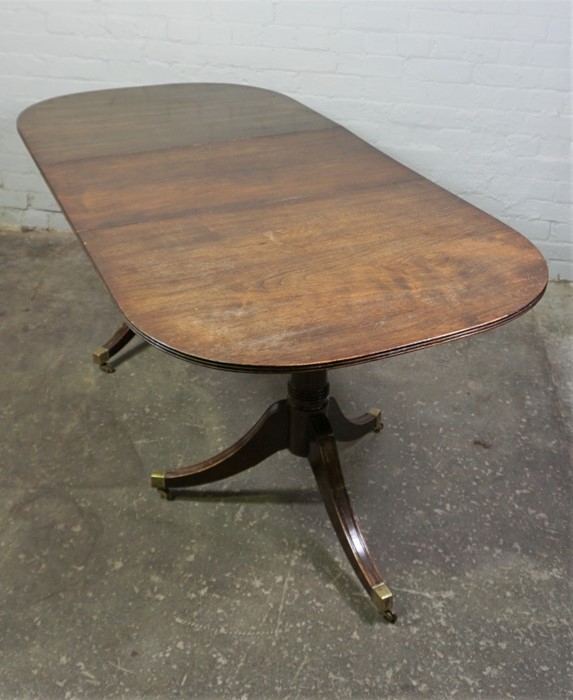 Mahogany Twin Pedestal Dining Table, Having an Additional leave, 32cm high, 182cm long, 93cm wide