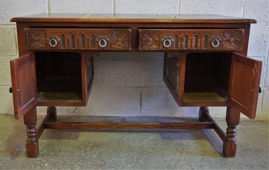 Oak Kneehole Desk, Having a Leather Skiver to the top, Above fitted drawers, 76cm high, 122cm - Image 2 of 3