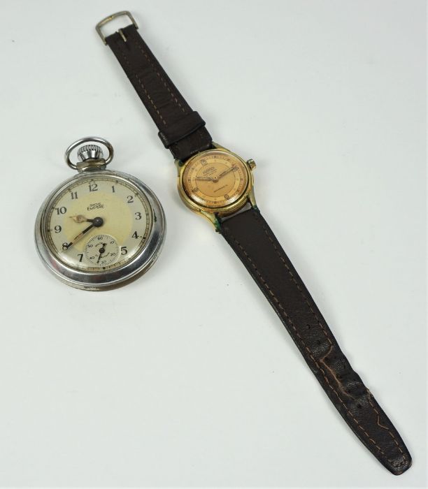 Vintage Roamer by Brevette Antimagnetic Gents Wristwatch, Having a champagne coloured dial with