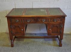 Oak Kneehole Desk, Having a Leather Skiver to the top, Above fitted drawers, 76cm high, 122cm