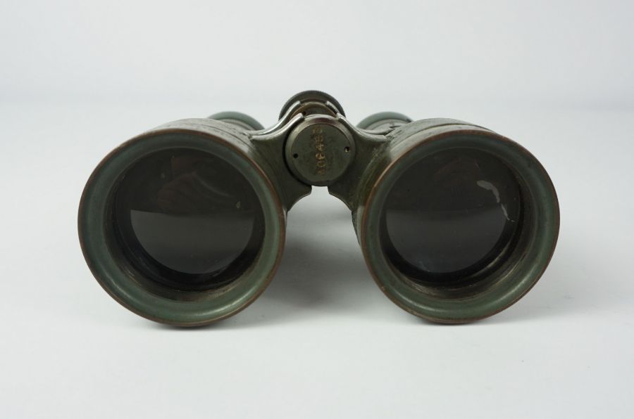 Pair of WWI German Binoculars, Stamped Emile Busch Rathenow and Fernglas 08, Number rubbed with age, - Image 4 of 8