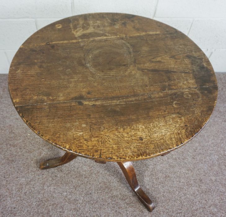 George III Oak Tripod Table, Circular snap top, 69cm high, 65cm wide - Image 2 of 4