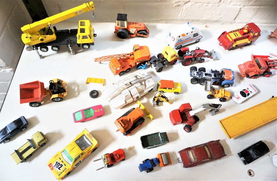 Collection of Dinky Corgi and Matchbox Model Vehicles, To include Coles Hydra Truck, Maximum - Image 4 of 5