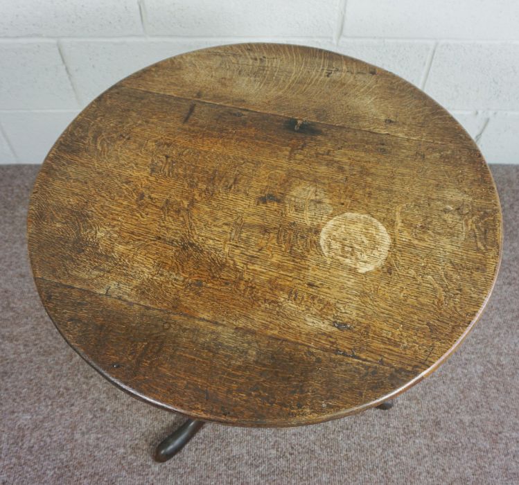 George III Oak Tripod Table, Circular snap top, 68cm high, 63cm wide - Image 2 of 5