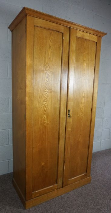 Oak Hall Wardrobe, Circa Early 20th Century, Having two doors, 190cm high, 102cm wide, 50cm deep - Image 2 of 7